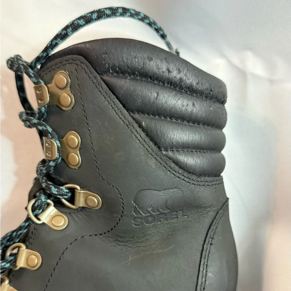 Sorel Conquest Waterproof Wedge Boots Leather Women's Green/Black size 6